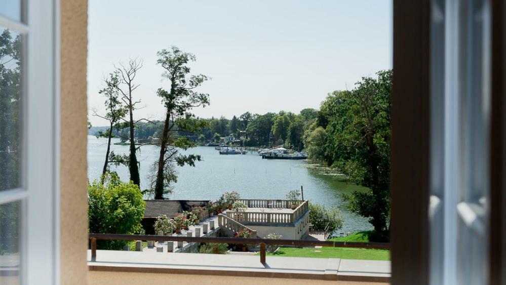 Landhaus Am Jungfernsee Potsdam Exterior foto